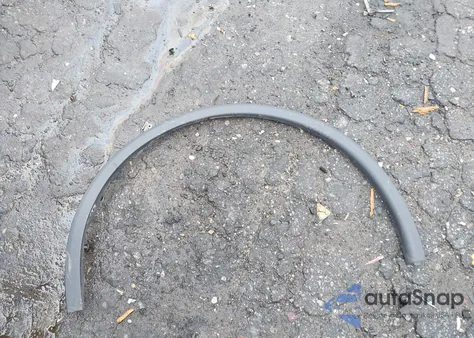 2026 Tesla Model Y Premium Rear-Wheel Drive/Standard Rear-Wheel Drive z USA, uszkodzony, nr VIN 7SAYGDED2TA476063